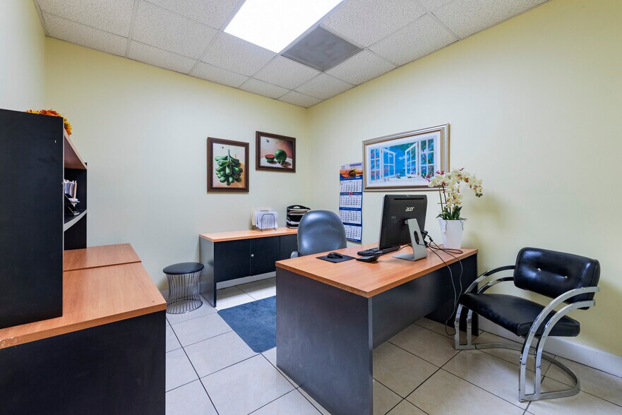 More Photos Of 10200 NW 25th St, Doral Light Distribution For Sale