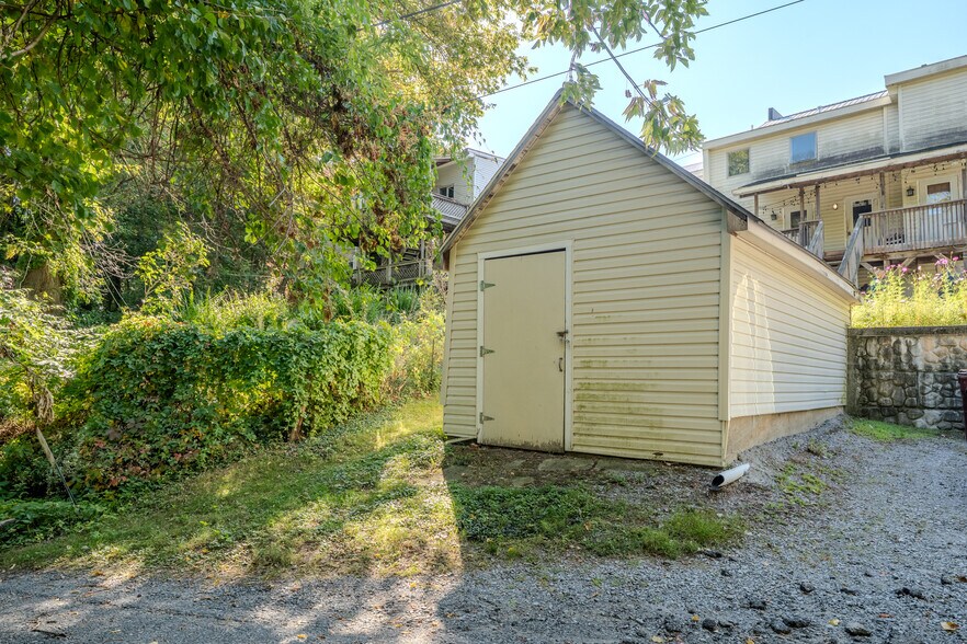 More Photos Of 88-90 Front St, Ballston Spa Storefront Retail Residential For Sale