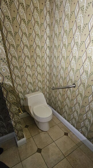 More Photos Of 2709 Bransford Ave, Nashville Office Residential For Sale