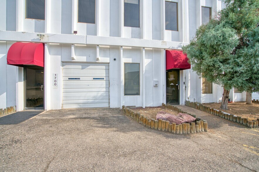 More Photos Of 1700 55th St, Boulder Industrial For Sale