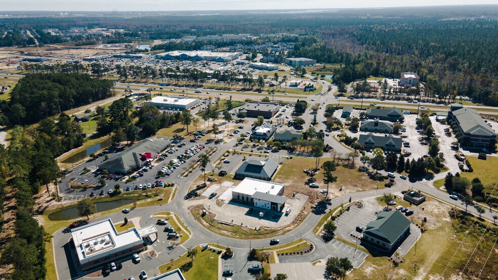 More Photos Of 1217 Magnolia Village Way, Leland Office For Lease