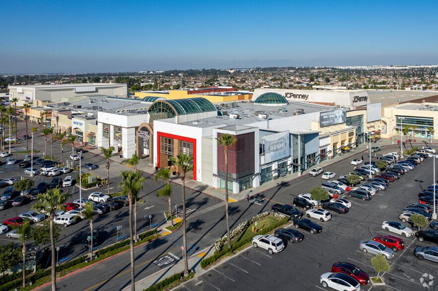 More Photos Of 20700 Avalon Blvd, Carson Unknown For Lease