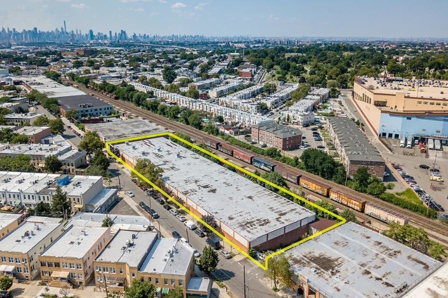 More Photos Of 65-75 Traffic Ave, Ridgewood Warehouse For Lease