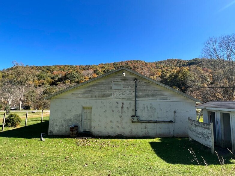 More Photos Of 3218 Stamping Creek Rd, Hillsboro Religious Facility For Sale