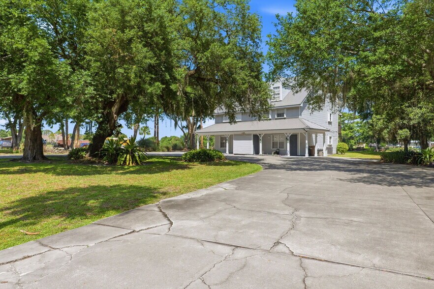 More Photos Of 207 SE 6th Ave, Okeechobee Multifamily For Sale