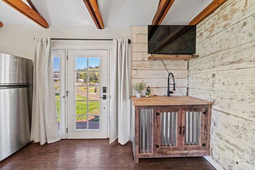 More Photos Of 1781 Springvale Rd, Placerville Multifamily For Sale