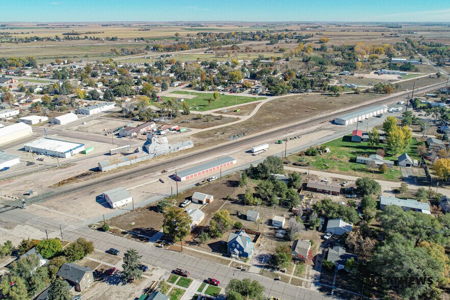 Primary Photo Of 1089 Center Ave, Mitchell Self Storage For Sale