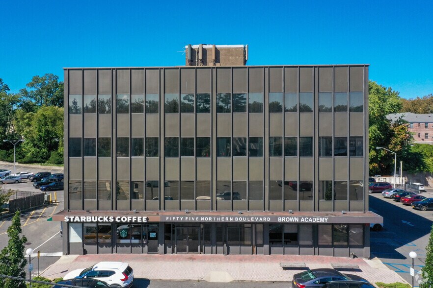 More Photos Of 55 Northern Blvd, Great Neck Office For Lease