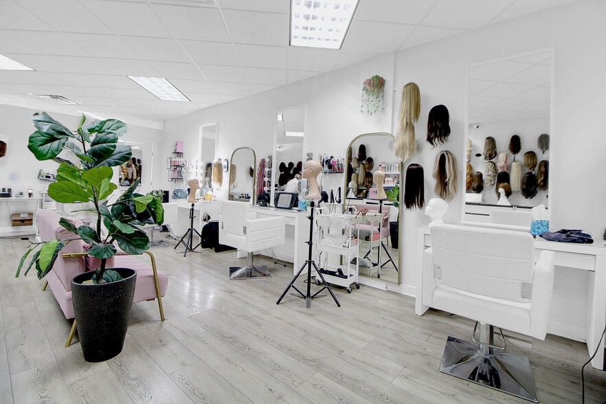 More Photos Of 3359-3399 Sheridan St, Hollywood Storefront For Lease