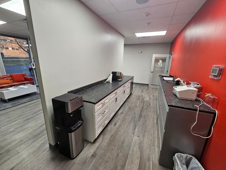 More Photos Of 456 Union Blvd, Allentown Light Manufacturing For Lease