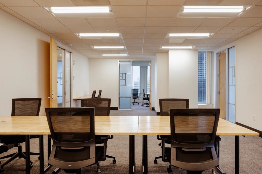 More Photos Of 225 Franklin St, Boston Coworking Space
