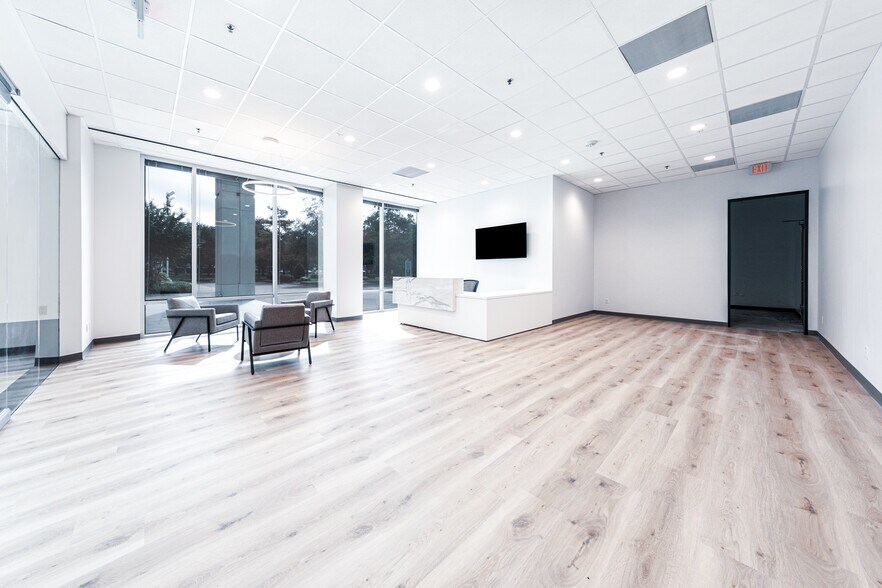 More Photos Of 3250 Briarpark Dr, Houston Office For Lease