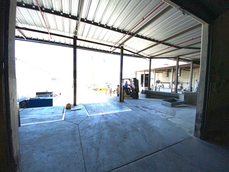 Primary Photo Of 115 Mission Rd, Los Angeles Warehouse For Lease