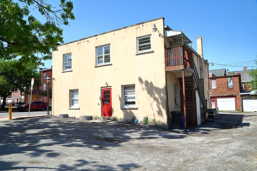 More Photos Of 221 E Princess St, York Office For Sale