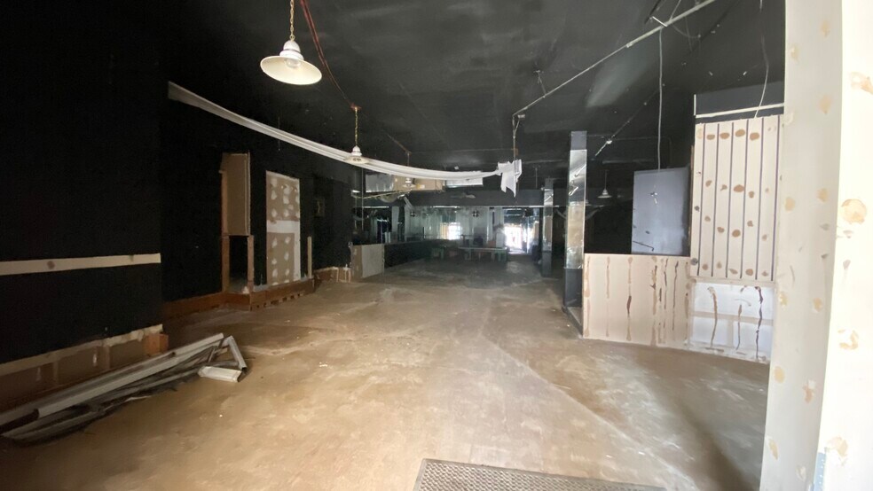 More Photos Of 411-419 Northampton St, Easton Restaurant For Sale