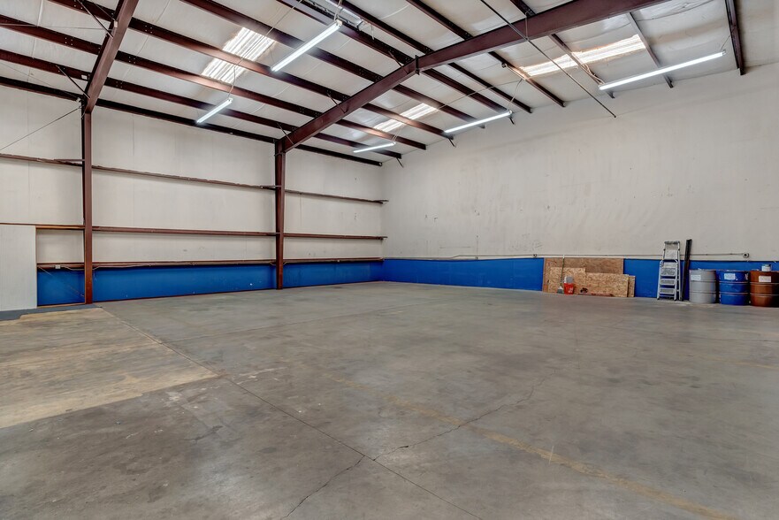More Photos Of 3388 State Highway 32, Chico Warehouse For Lease