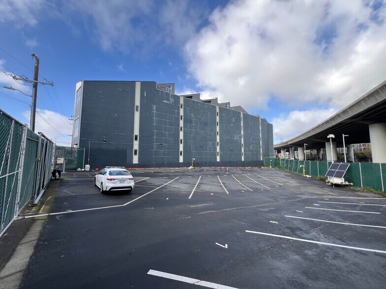 More Photos Of 98 Pennsylvania Ave, San Francisco Land For Lease