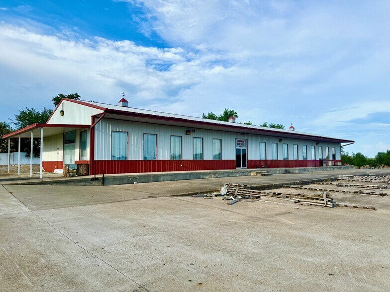 More Photos Of 5291 MO-25, Cape Girardeau Industrial For Sale