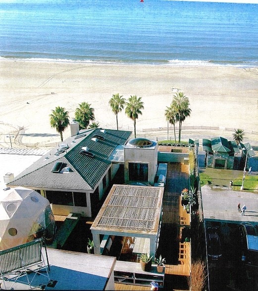 More Photos Of 8 Brooks Ave, Venice Apartments For Lease