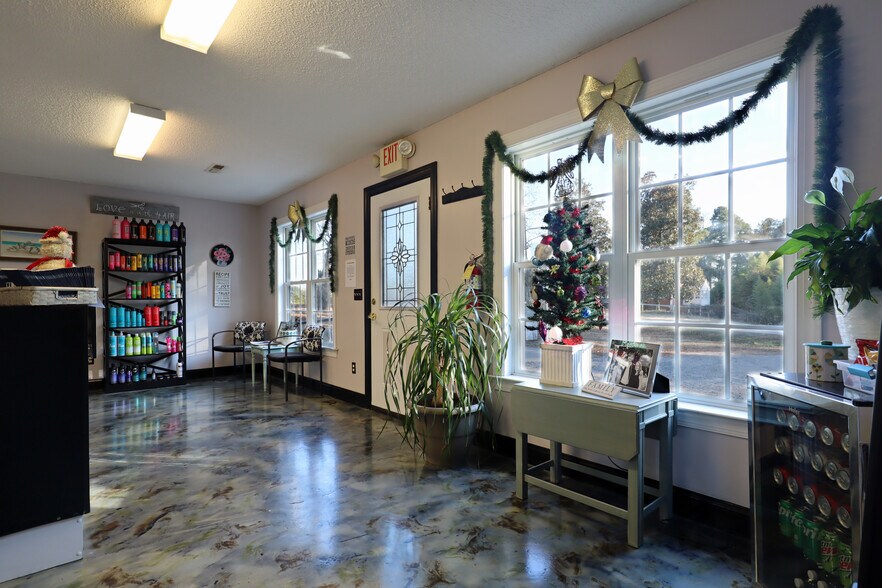 More Photos Of 3133 Vass Carthage Rd, Carthage Freestanding For Sale
