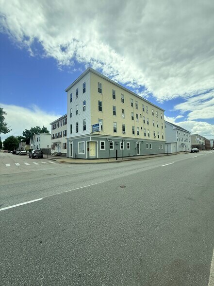 Primary Photo Of 303 Pine St, Manchester Apartments For Sale