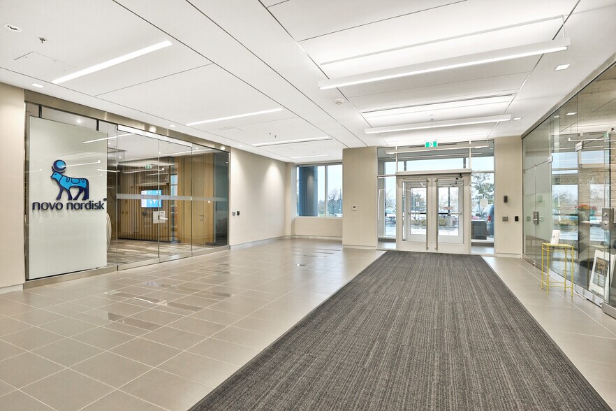 More Photos Of 2476 Argentia Rd, Mississauga Office For Lease