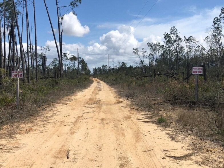 More Photos Of Hotelan Bluff Road @ Laura Bluff Road, Panama City Land For Sale