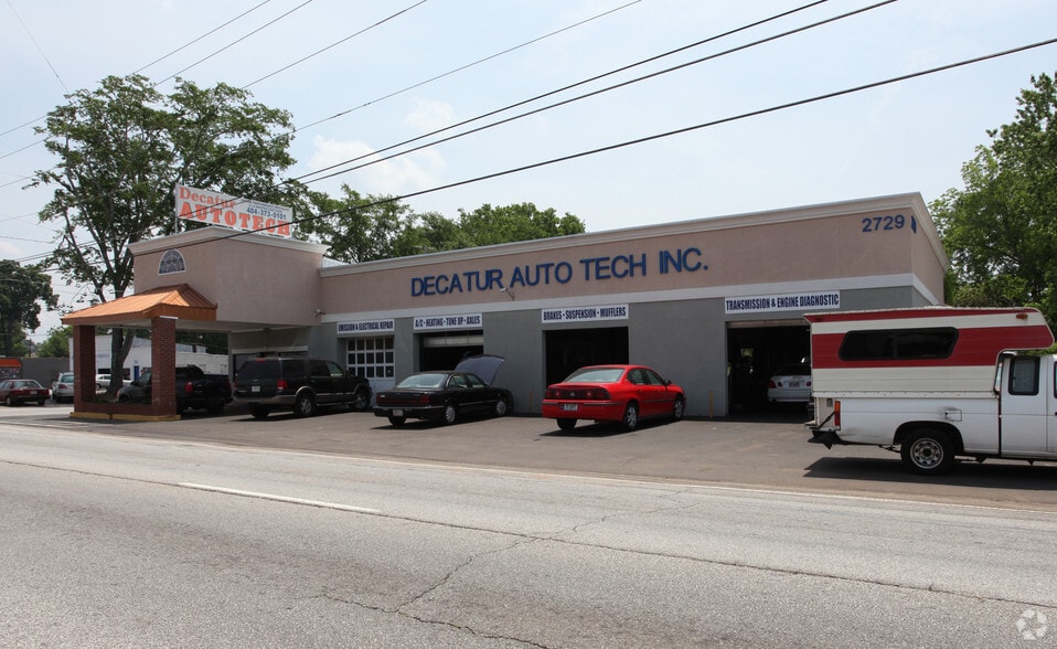 More Photos Of 2729 E College Ave, Decatur Auto Repair For Lease
