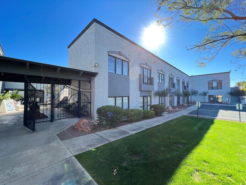 More Photos Of 7227 N 16th St, Phoenix Office For Lease