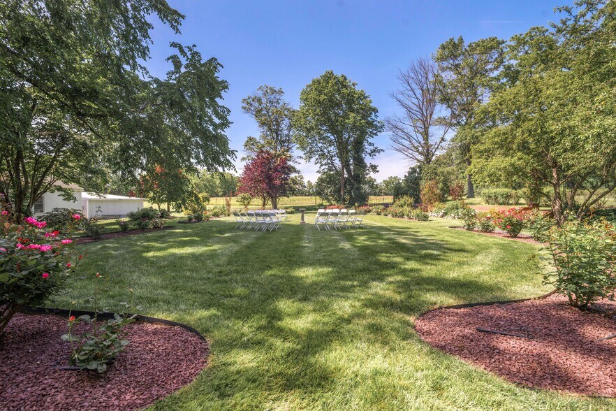 More Photos Of 1902 Jefferson Pike, Brunswick Lodge Meeting Hall For Lease