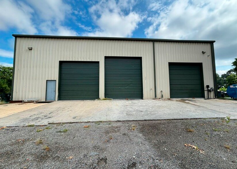 More Photos Of 89 Pagan Ave, Smithfield Industrial For Sale