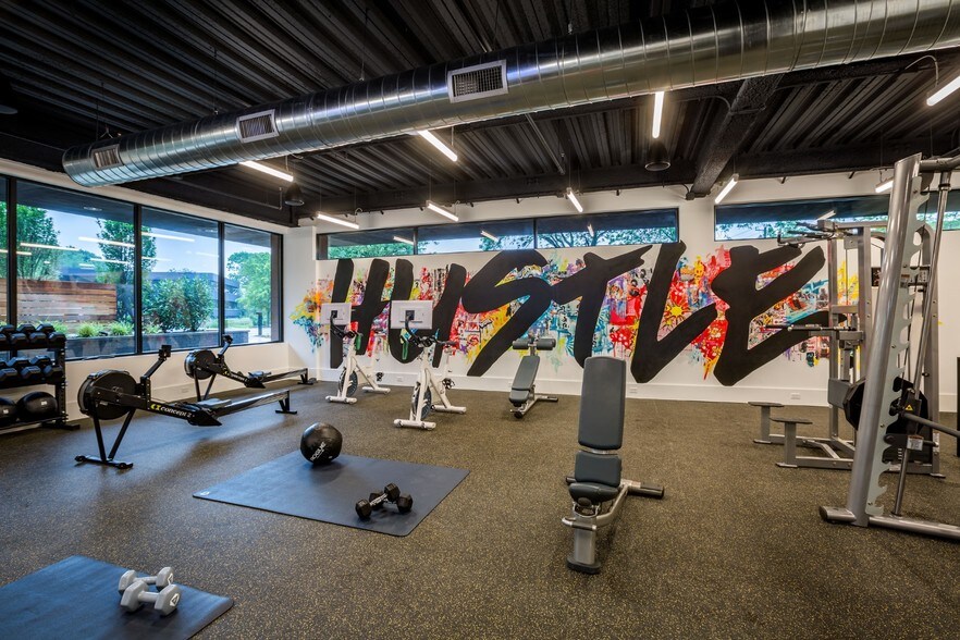 More Photos Of 320 Boston Post Rd, Darien Office For Lease