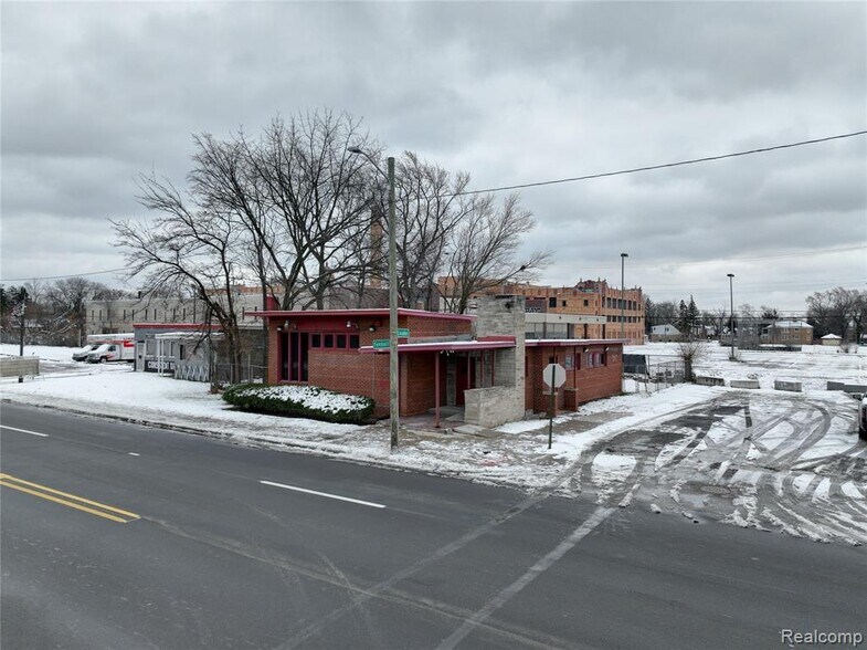 More Photos Of 14755 Fenkell St, Detroit Medical For Sale
