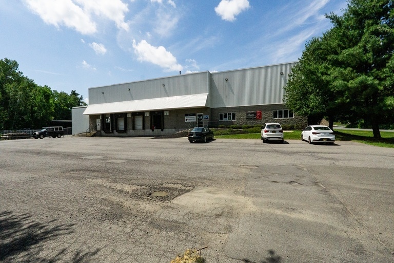 Primary Photo Of 4253 Albany St, Albany Warehouse For Lease