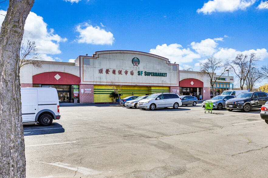 More Photos Of 4550-4720 Mack Rd, Sacramento Unknown For Lease