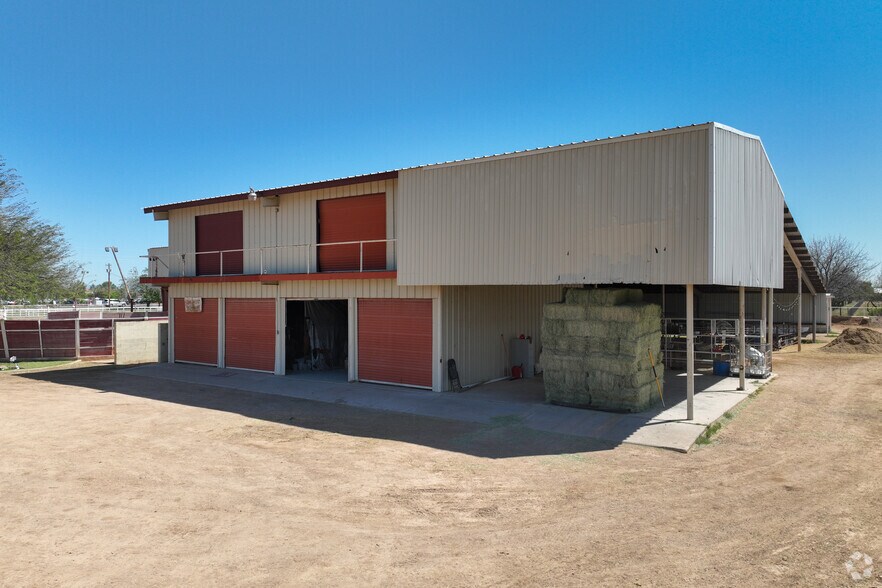 More Photos Of 15225 E Riggs Rd, Gilbert Horse Stables For Sale