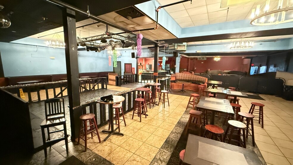More Photos Of 219-223 S Main St, Wilkes Barre General Retail For Sale