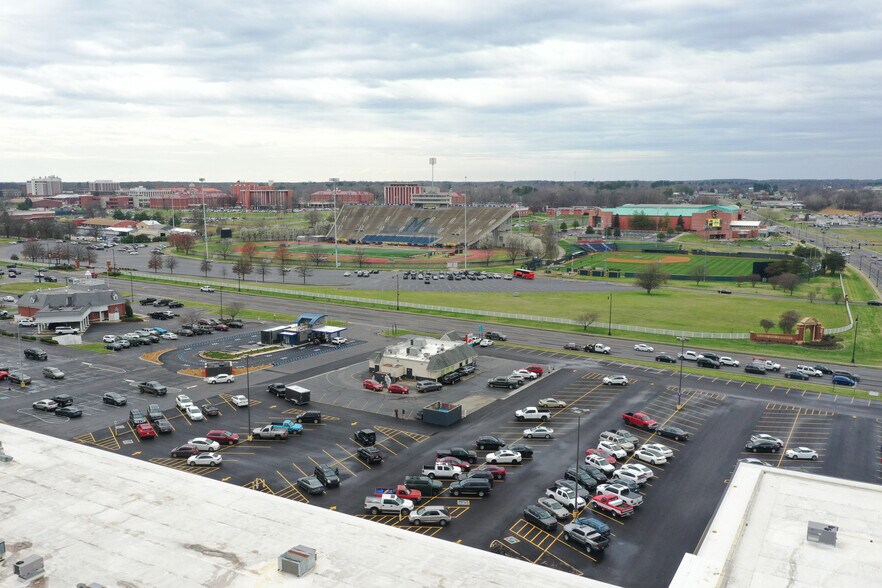 More Photos Of 708A N 12th St, Murray General Retail For Lease