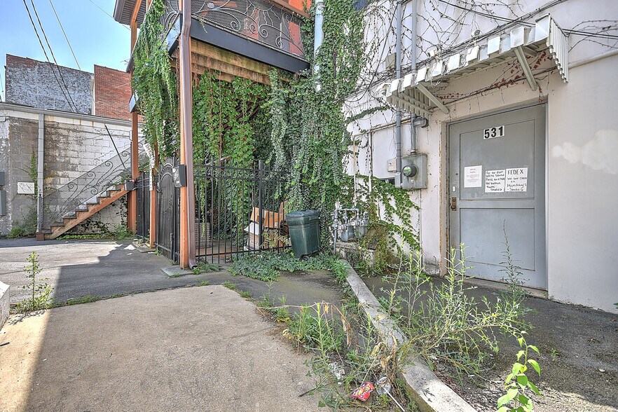 More Photos Of 531 State St, Bristol Storefront Retail Office For Sale