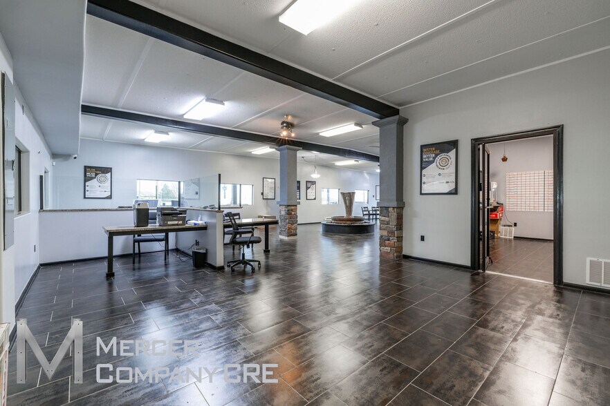 More Photos Of 9229 S I-35 Service Rd, Oklahoma City Auto Repair For Sale