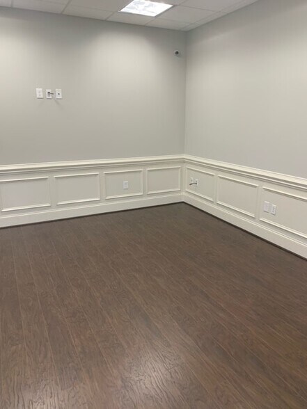 More Photos Of 8180 Regent Pky, Fort Mill Office For Lease