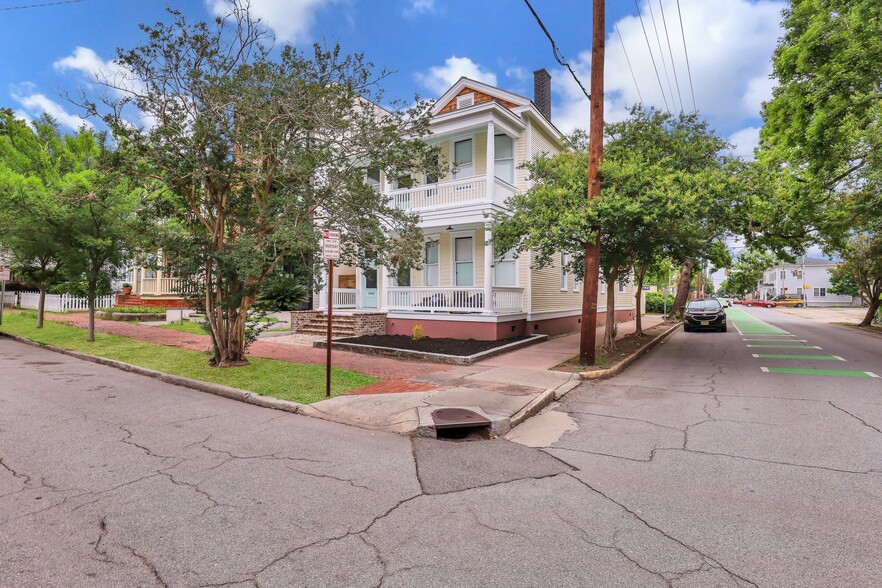 More Photos Of 420 E Bolton St, Savannah Apartments For Sale