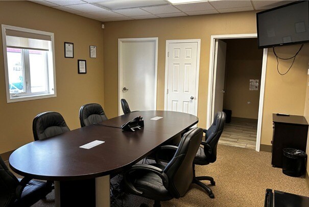 More Photos Of 338 Industrial Dr, Regina Flex For Sale