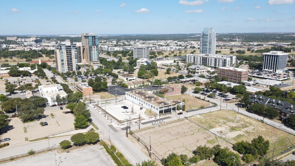 More Photos Of 910 Collier St, Fort Worth Loft Creative Space For Lease