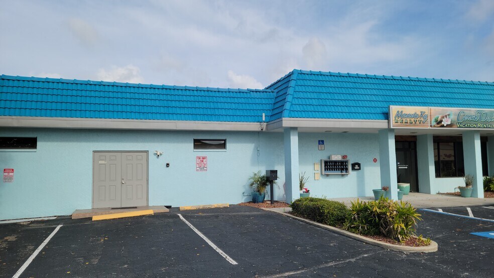More Photos Of 473 S Indiana Ave, Englewood Coworking Space