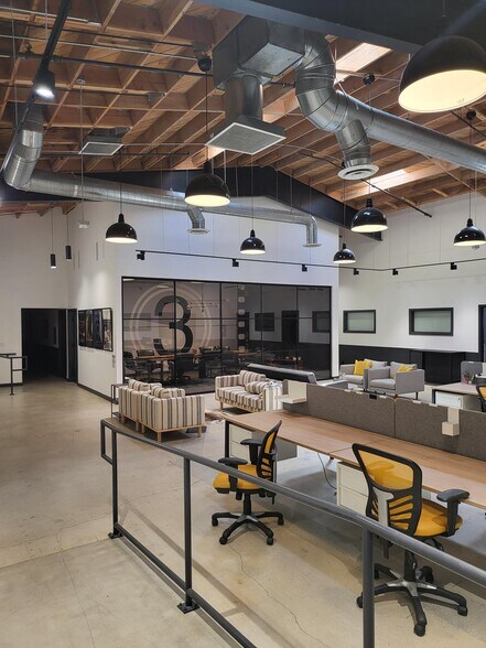 More Photos Of 3000 N Hollywood Way, Burbank Office For Lease