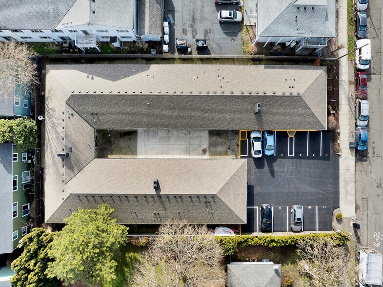 More Photos Of 1904 SE 80th Ave, Portland Apartments For Sale