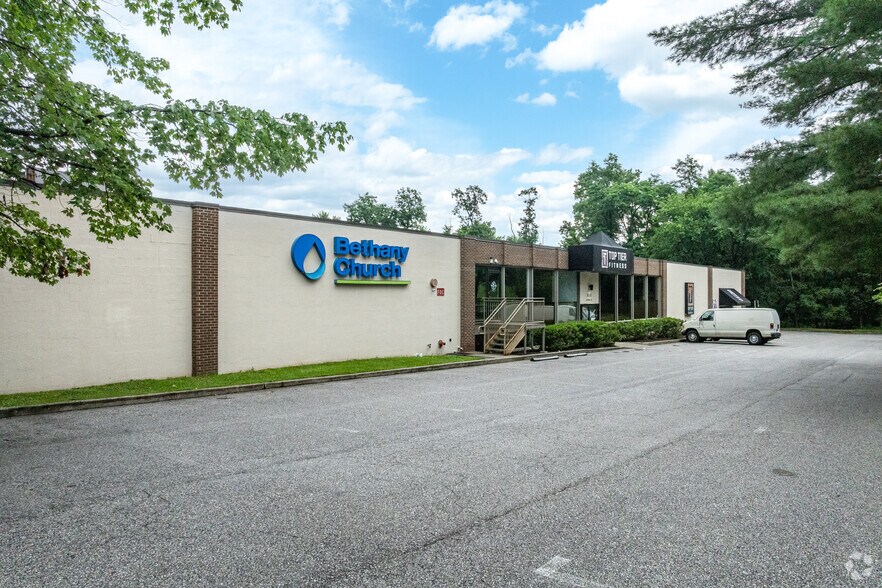 More Photos Of 6570 Dobbin Rd, Columbia Warehouse For Sale