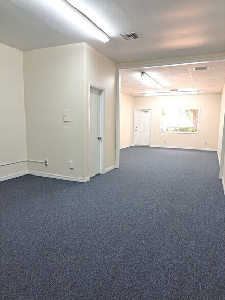 More Photos Of 2501 27th Ave, Vero Beach Unknown For Lease