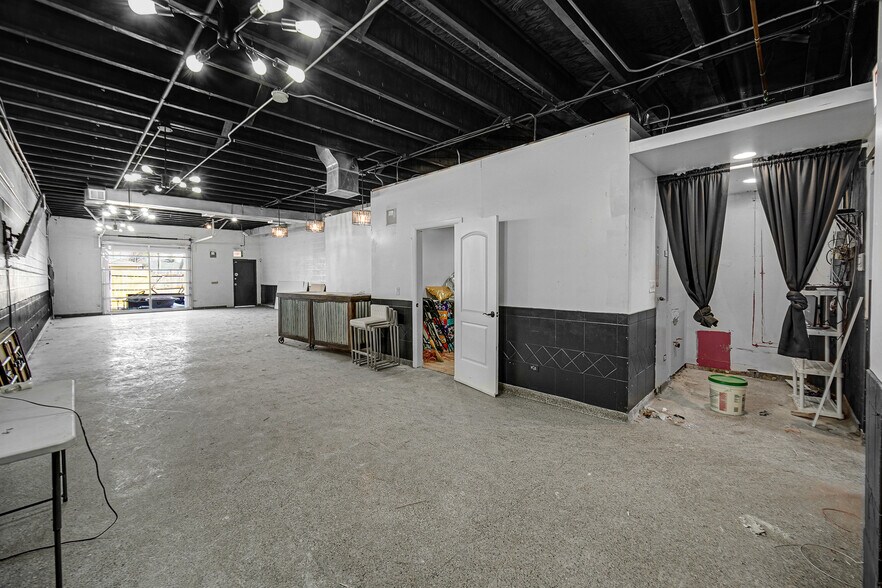 More Photos Of 5814 W Grand Ave, Chicago Warehouse For Sale